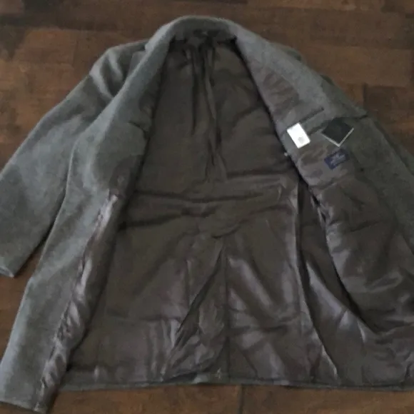NWT Men’s Brooks Brothers gray wool overcoat