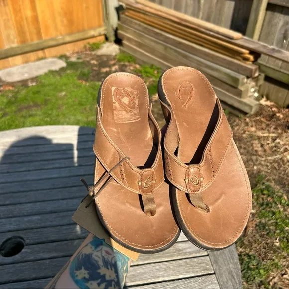 NWT Olukai Tuahine Men’s Waterproof Leather Sandals size 8