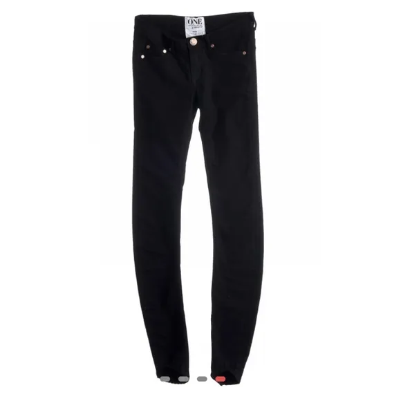 NWT One Teaspoon Billie Black Loonies