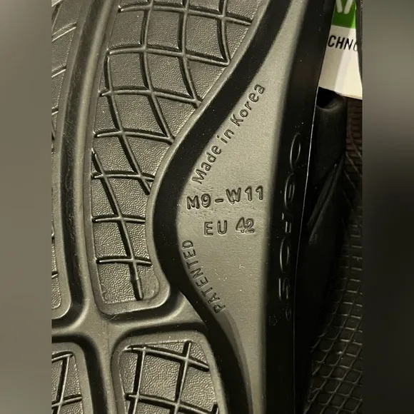 NWT- OOFOS OOriginal Sandal- Lightweight Recovery Footwear; Multiple Sizes