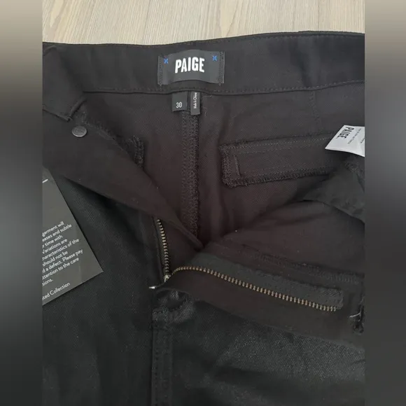 NWT Paige Pleated Mayslie Short Midnight Oil Size 30