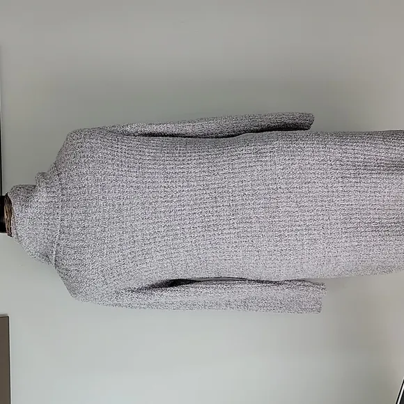 NWT Softies Marshmallow Slouch Turtleneck Lounger szM.   BinD