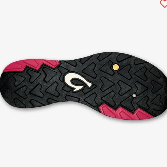 OLUKAI Imaka Trainer Black and Red Men's Swim Shoes Size 11