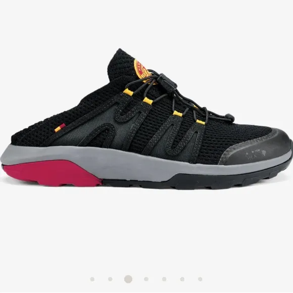 OLUKAI Imaka Trainer Black and Red Men's Swim Shoes Size 11