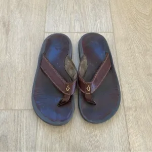 Olukai Ohana Brown Leather Thong Sandals