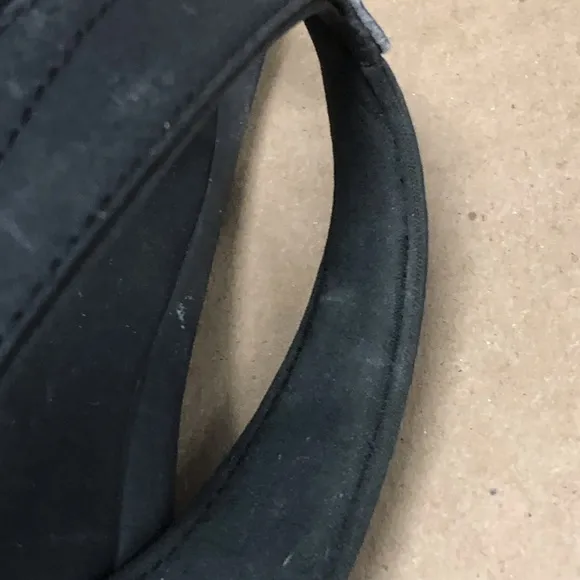 OluKai Ohana Flip Flops Sandals sz 10