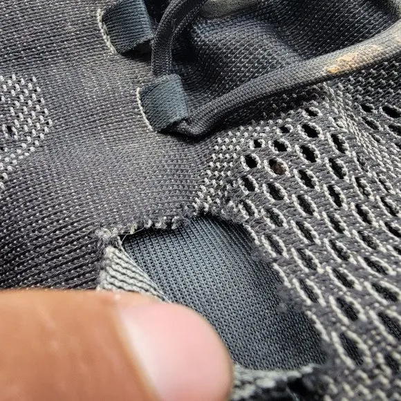On Cloud X Mens 10.5 Triple Black Asphalt Athletic Sneaker Shoes Running