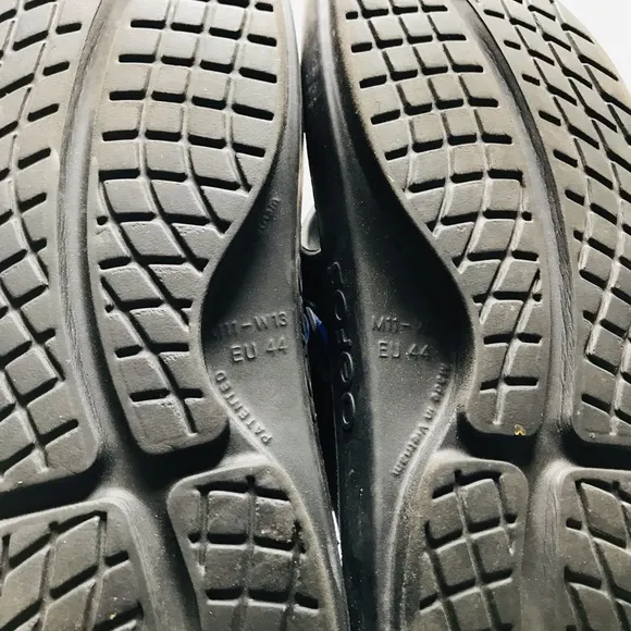 OOFOS Men's Black Sandals