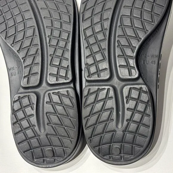 OOFOS Men’s OOAHH Black Slide Sandals Comfort Men Size 12 - Worn Once!