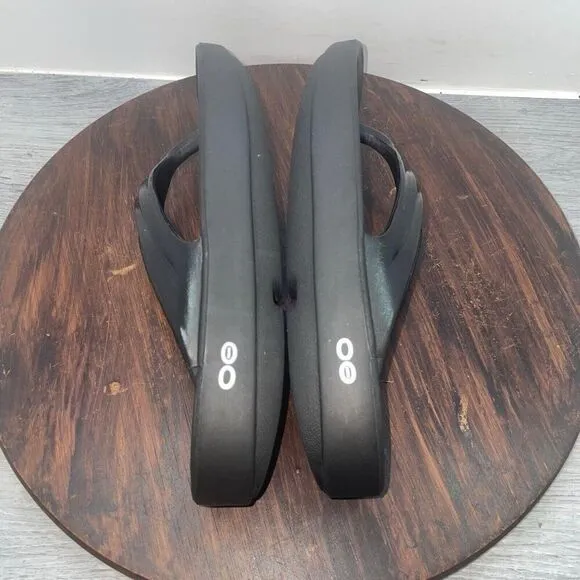 Oofos Oolala Flip Flop Recovery Black Thong Sandals Women’s Size 6 Slip Comfort
