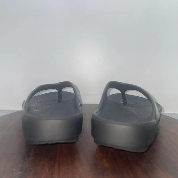Oofos Oolala Flip Flop Recovery Black Thong Sandals Women’s Size 6 Slip Comfort