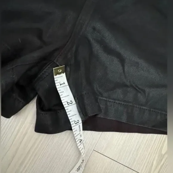 PAIGE Black Coated Faux Leather Pleated Front Shorts High Rise Women $189NWT