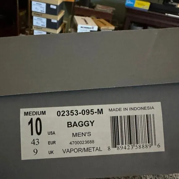 PALLADIUM Baggy Titanium High Rise Shoe US Mens 10 / Euro 43 New in Box MSRP $80