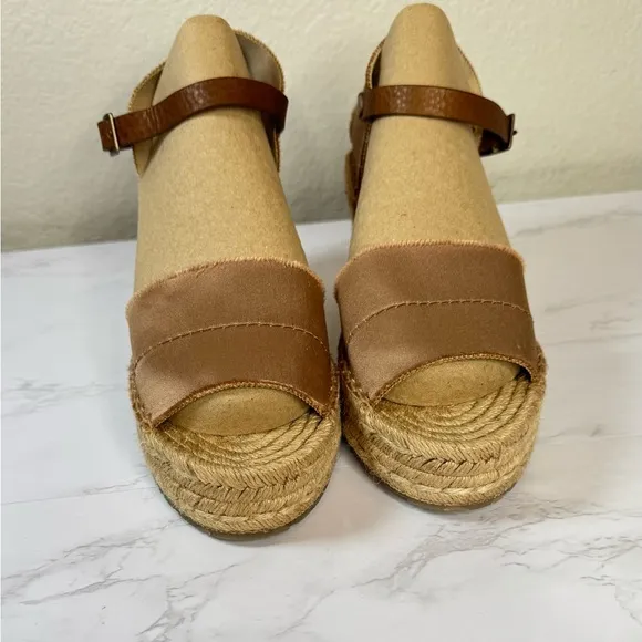 Pedro Garcia Oriele Espadrille Wedge Leather /Satin Sandals Tan Size 39/9