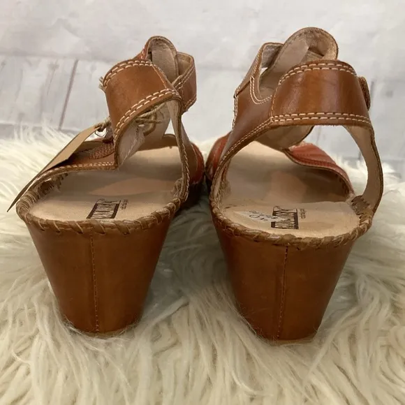 Pikolinos Size 8.5 to 9 (Euro 40) Brown Boho Comfort Wedge Sandals