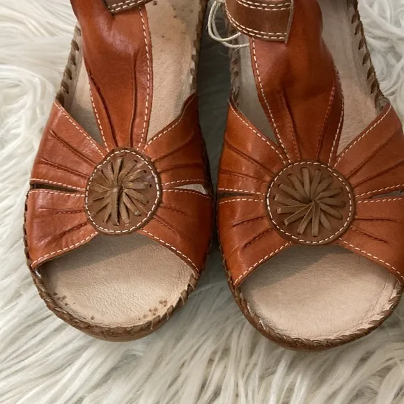 Pikolinos Size 8.5 to 9 (Euro 40) Brown Boho Comfort Wedge Sandals