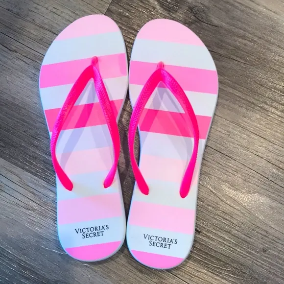 PINK SANDALS 💓Rare Flip Flops ‘ NEW 💓💓💓 bundle y2k and new style 💓💓💓