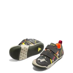 Plae Ty Raven Kids Shoes in Camo and Orange-Size 11.5