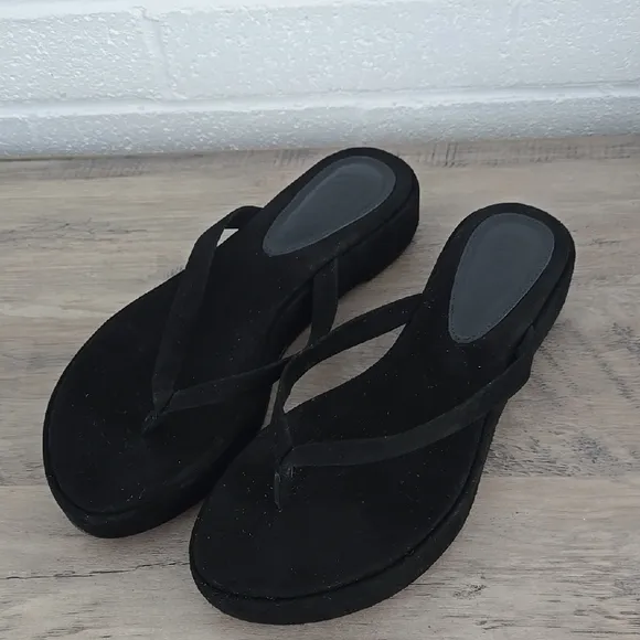 Porte &amp; Paire Suede Sandals Flip Flops Size 39 US 8-8.5