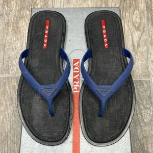 PRADA Navy Blue Rubber Flip Flops Sandals US 8 GREAT CONDITION