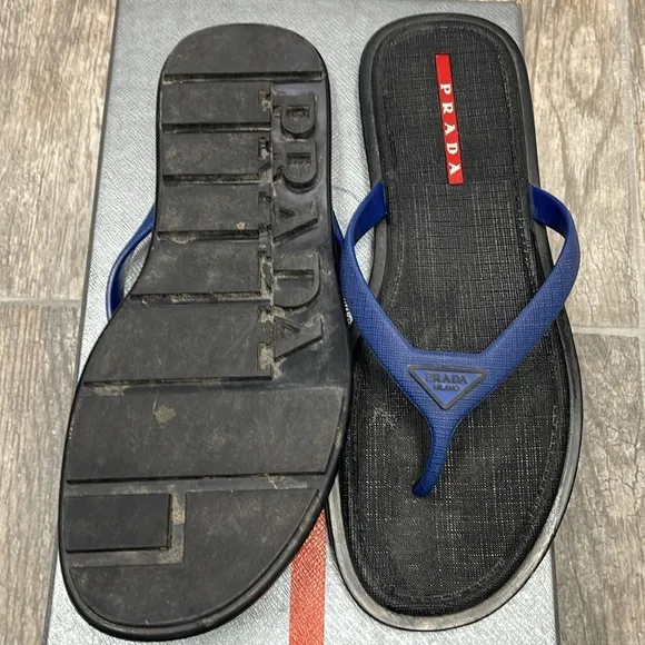 PRADA Navy Blue Rubber Flip Flops Sandals US 8 GREAT CONDITION