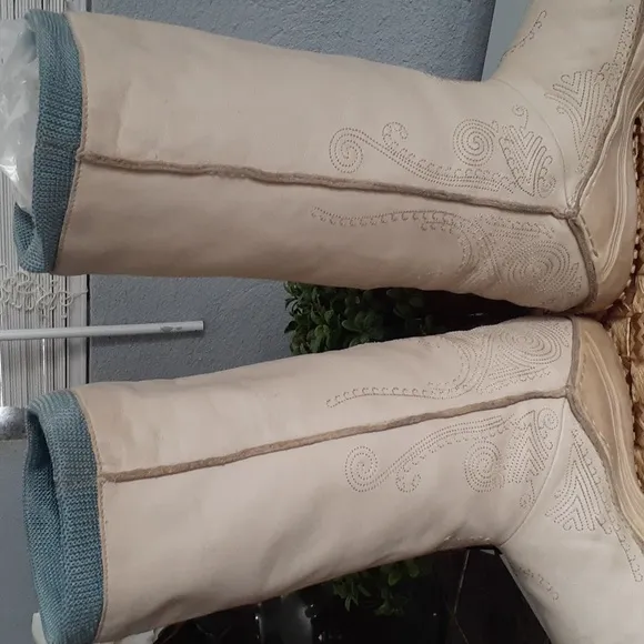 PUMA MONSOON TALL BOOTS