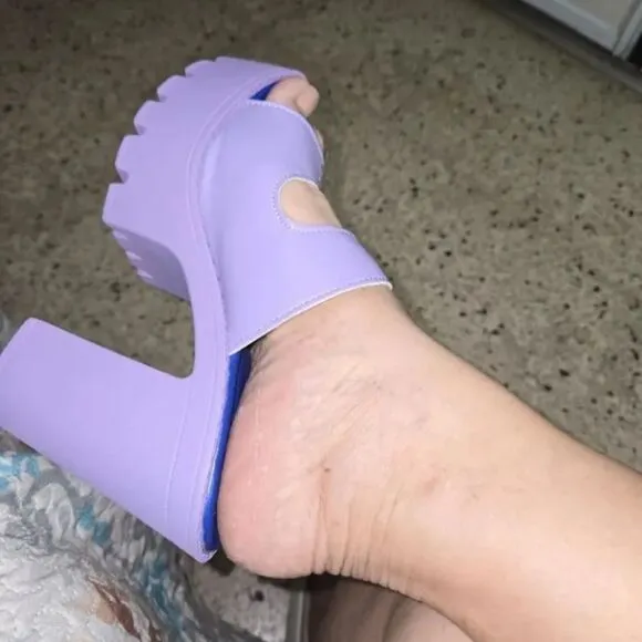 Purple block heel platform heels sz 8