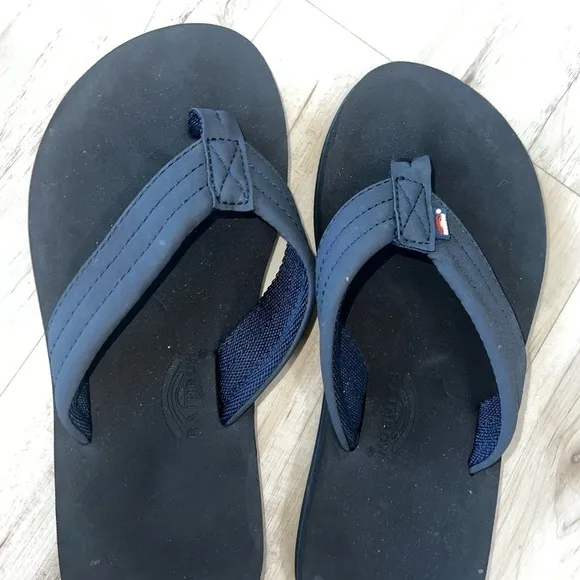 Rainbow Sandals Kids Black Flip Flops 2/3 Never worn