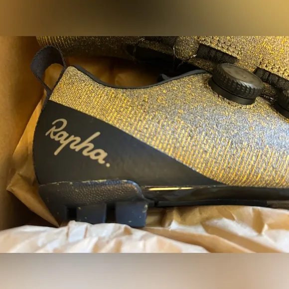 RAPHA Explore Powerweave cycling shoes - NWT *Price is Firm