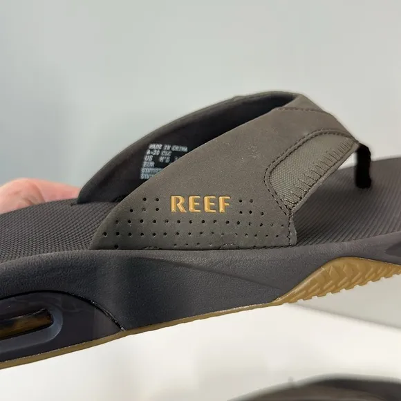 Reef Fanning 360° Air Mens Bottle Opener Thong Flip Flop Sandals Brown Size 12
