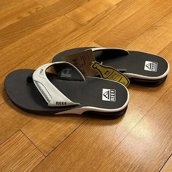 Reef - Men's Reef Fanning Low Flip Flop Sandals With Bottle Opener