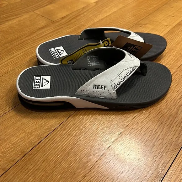 Reef - Men's Reef Fanning Low Flip Flop Sandals With Bottle Opener