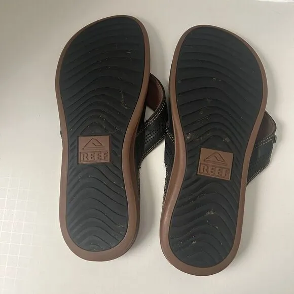 Reef Sandals Men's 12 Cushion Lux Leather Thong Flip Flops