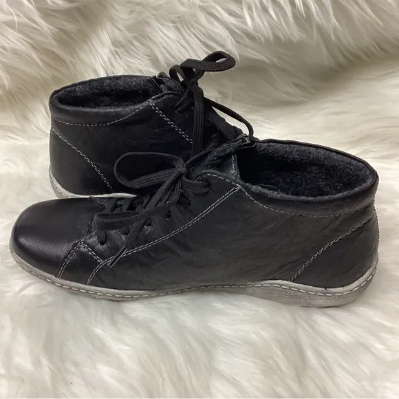 Remonte Liv 70 - Black - Size 40 (8 1/2) - New In Box