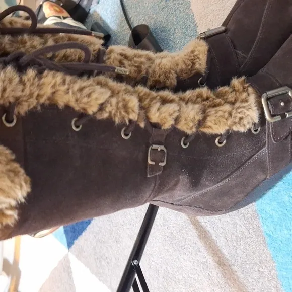Report Shazam brown leather tall winter boots size 12 nwob