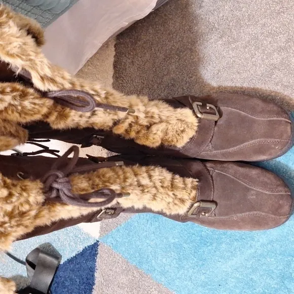 Report Shazam brown leather tall winter boots size 12 nwob