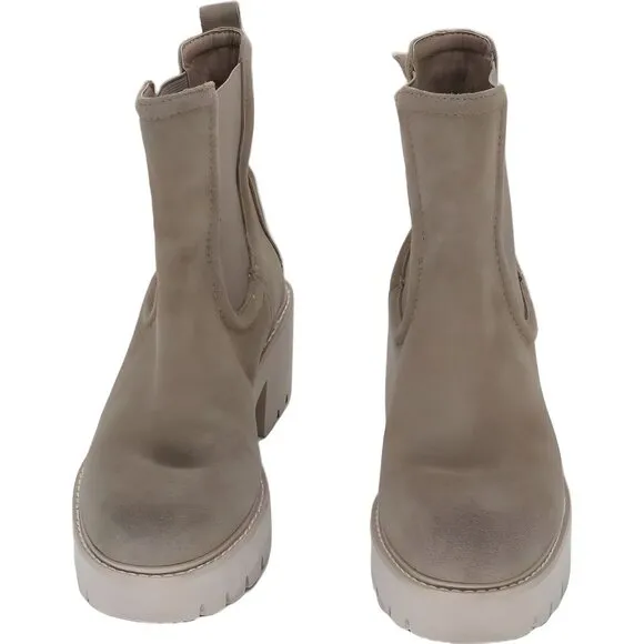 RIBETRINI Women's Classic Beige Chelsea Boots Size 7 - Broken Heel Tab