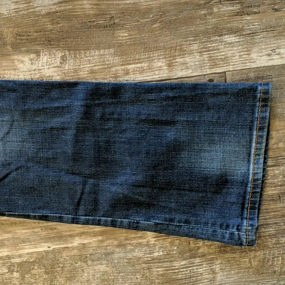 ROCK &amp; ROLL COWGIRL Aztec embroidery mid-rise medium wash bootcut jeans sz28x34L