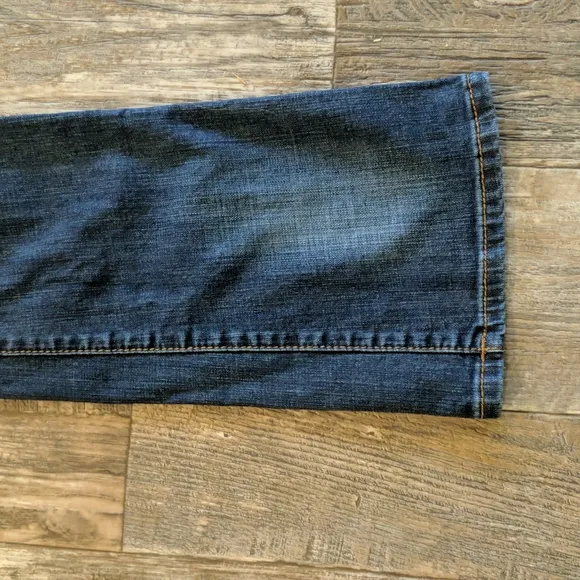 ROCK &amp; ROLL COWGIRL Aztec embroidery mid-rise medium wash bootcut jeans sz28x34L