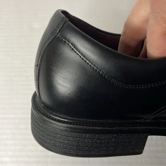 Rockport Men's Black Dress Shoes Size 10.5 Waterproof Leather Office Wedding