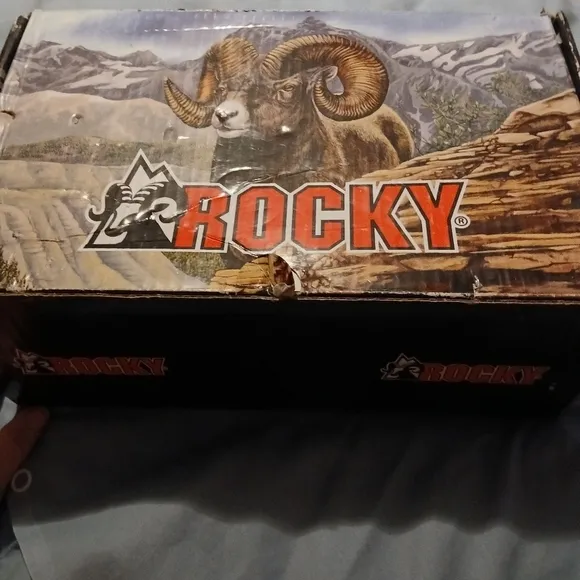 Rocky brand mens boots. New in box. Size 6.5