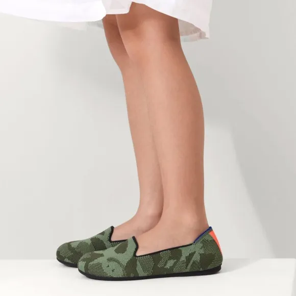 ROTHY’S The Kids Loafer in Olive Camo Size 3