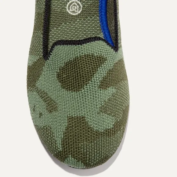 ROTHY’S The Kids Loafer in Olive Camo Size 3