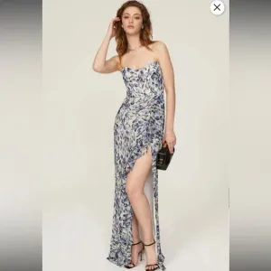 RTR Katie May Baby Cakes Off White &amp; Blue Printed Strapless‎ Maxi Dress Sz S