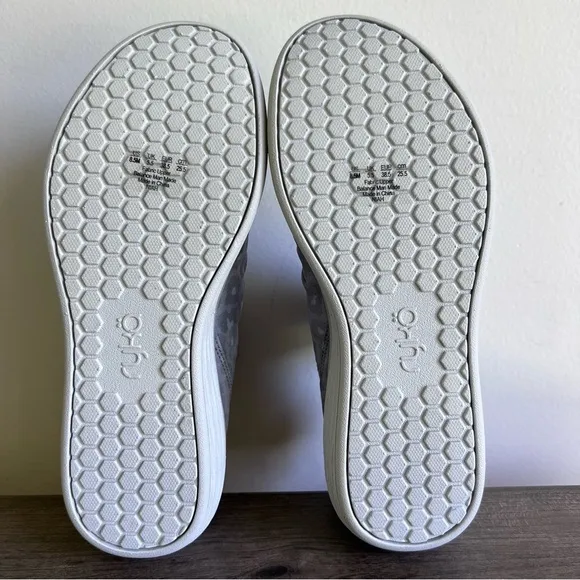 Ryka Water Repellent Niah Slip On Shoe Size 8.5 SKU#24255