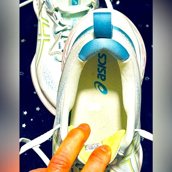 SALE-LIKE NEW ASICS Women's Gel-Cumulus25 Running Shoes Sz 8 Blue-Yellow Worn 2X