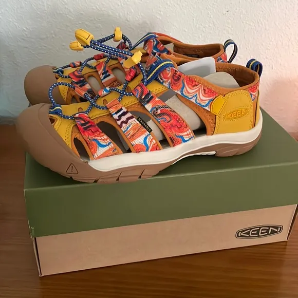 SALE! Youth Keen Newport H2 Orange Peel/Yellow Water Shoes