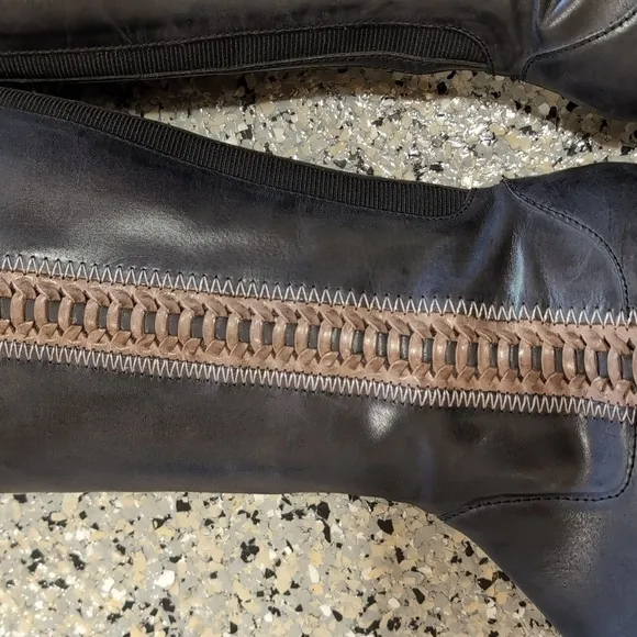 Salvia Tall Leather Boots