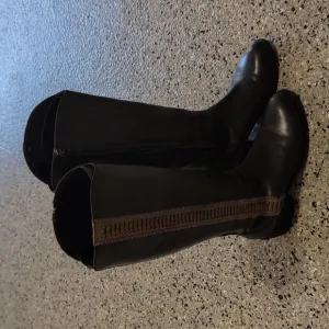 Salvia Tall Leather Boots