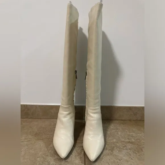 Sam Edelman Ivory Leather Tall Boots Size 5.5